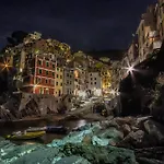 Lunamar 4*