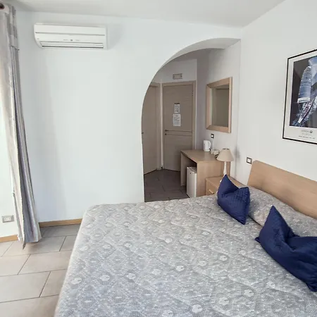 Lunamar Gæstehus 4*