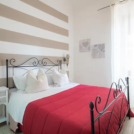 Гостевой дом Lunamar 4*