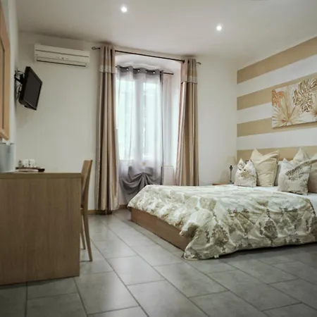 Lunamar Специя