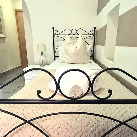 Lunamar Gæstehus 4*