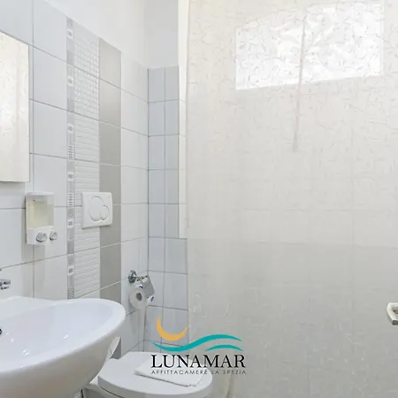 Lunamar Специя