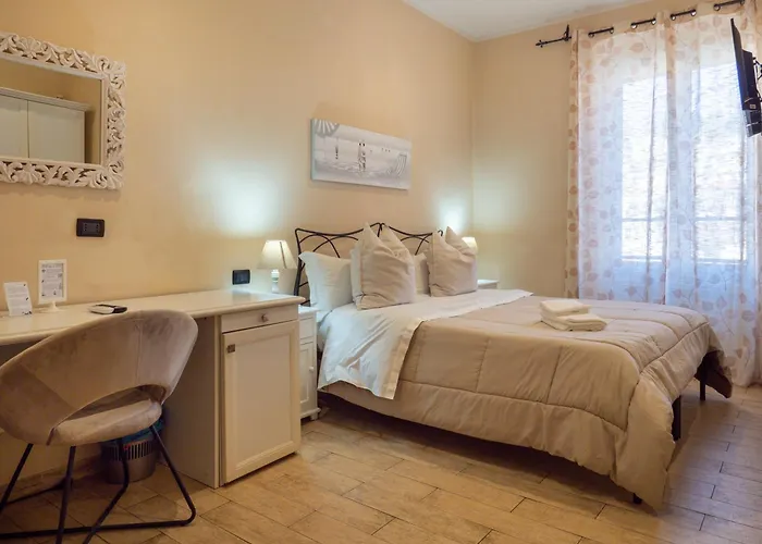 アッフィッタカーメレ ルナーマル ラ・スペツィア