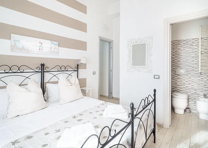 アッフィッタカーメレ ルナーマル ゲストハウス