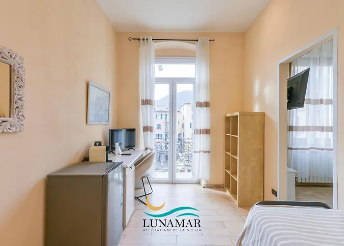 アッフィッタカーメレ ルナーマル