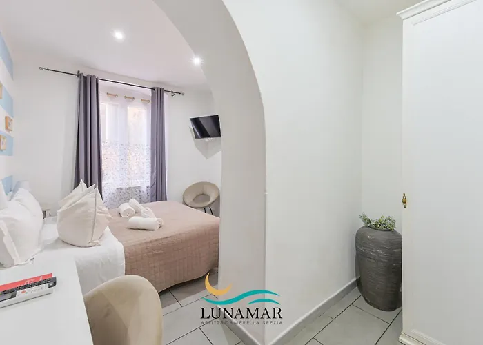 Lunamar Pensión La Spezia