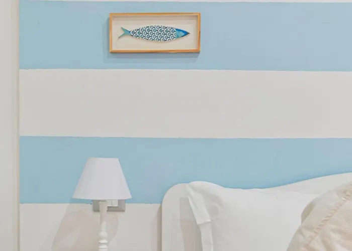 ゲストハウス アッフィッタカーメレ ルナーマル